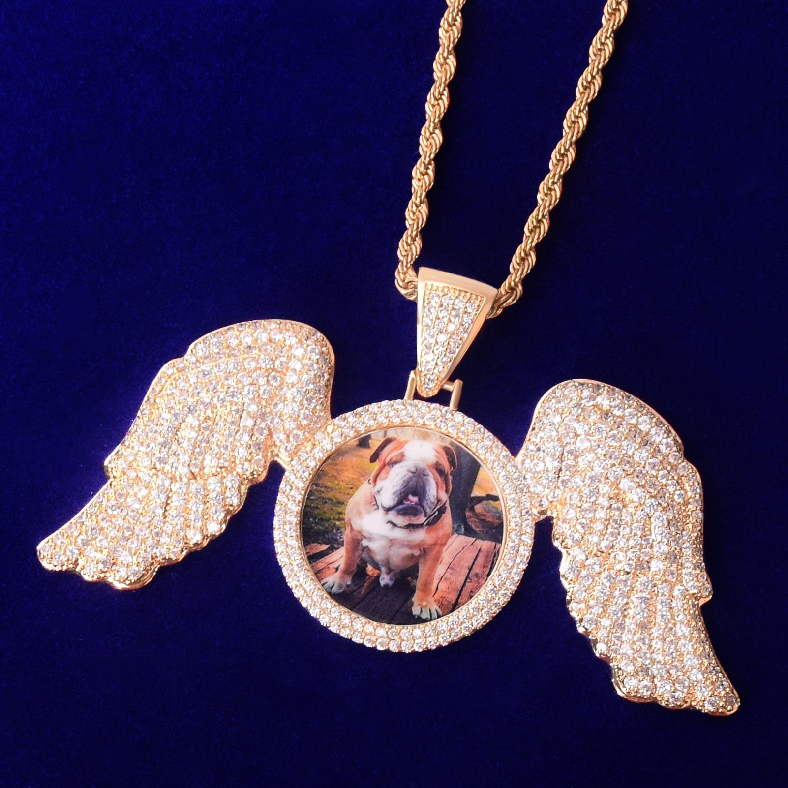 Gold memorial store necklace with picture