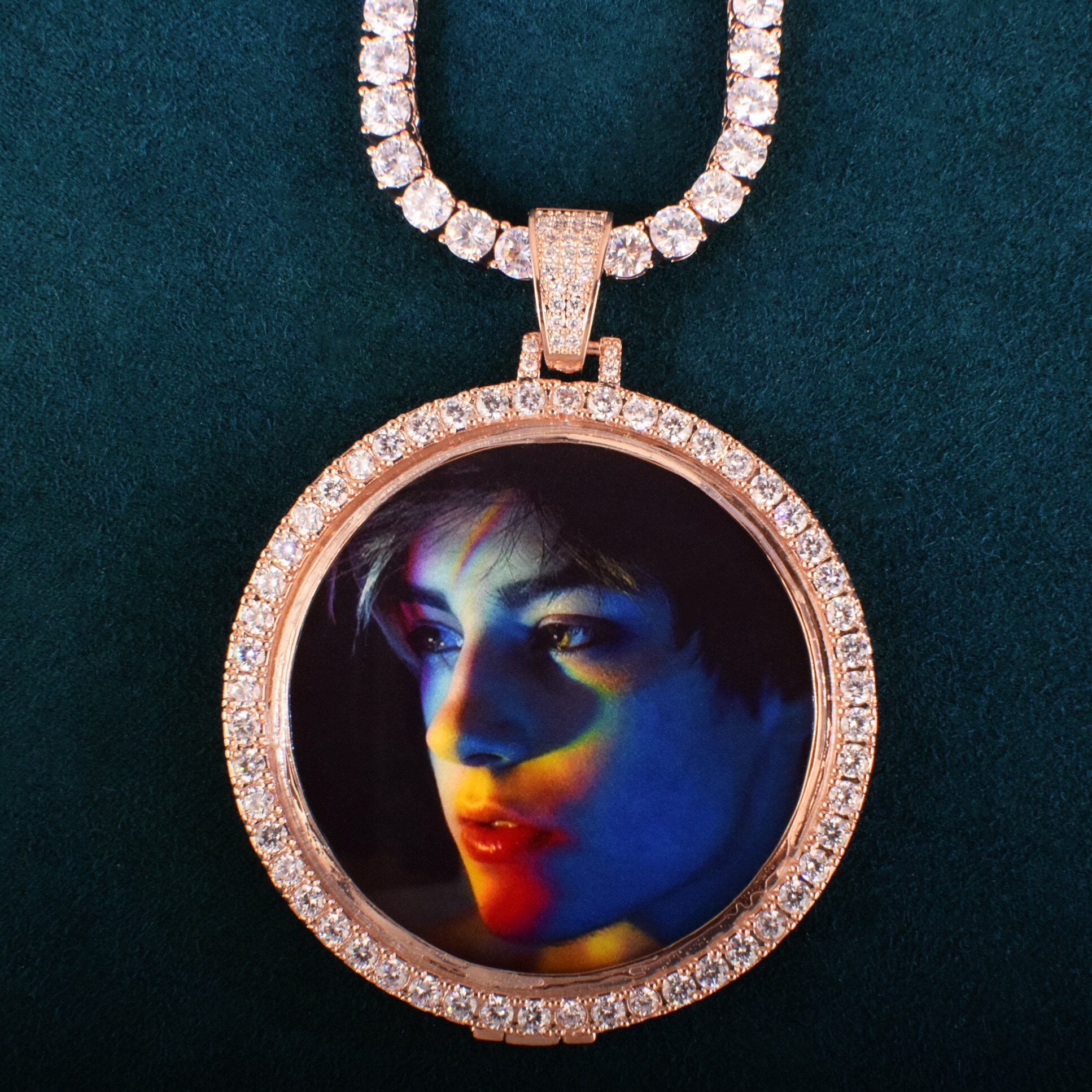 Circle Photo Pendant | Photo Memory Necklaces for Men