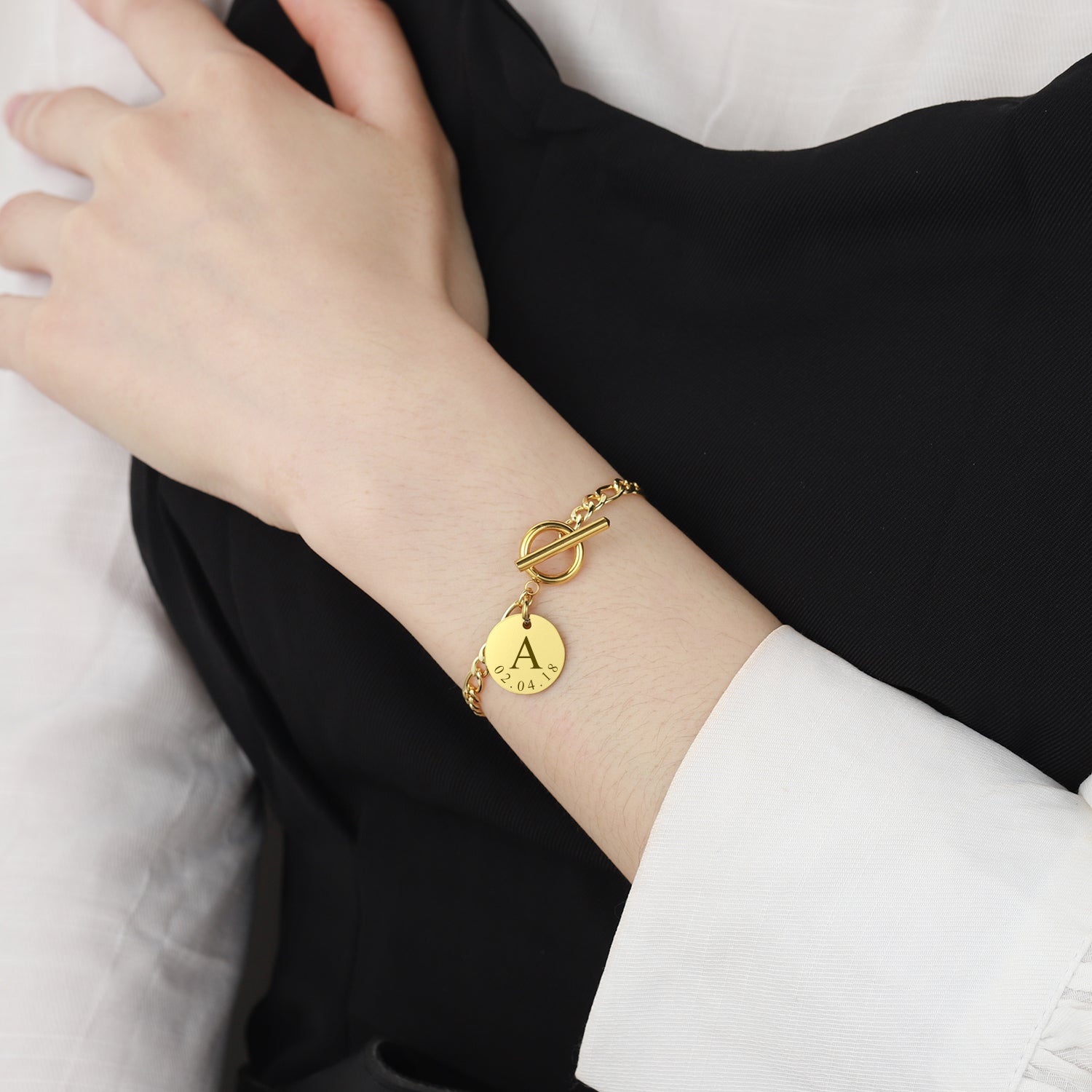 Louis Vuitton Lv&Me Love Bracelet